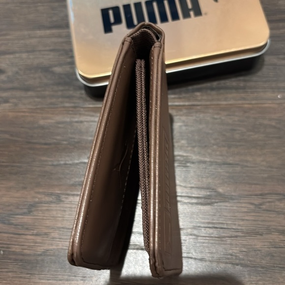 PUMA Tri-fold vegan leather wallet,6 card, ID slot,bill holder,slim fit,logo - Picture 9 of 13